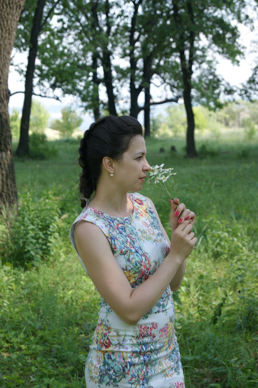 Красотка с ромашками